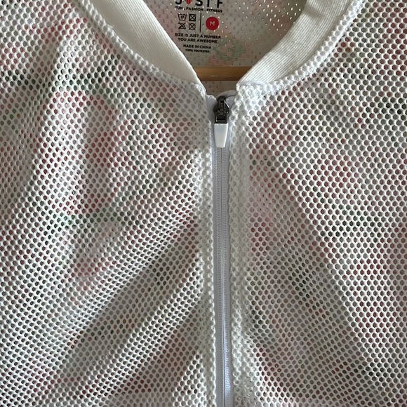 Chic and classy, white net throw on jacket - Picture 8 of 11